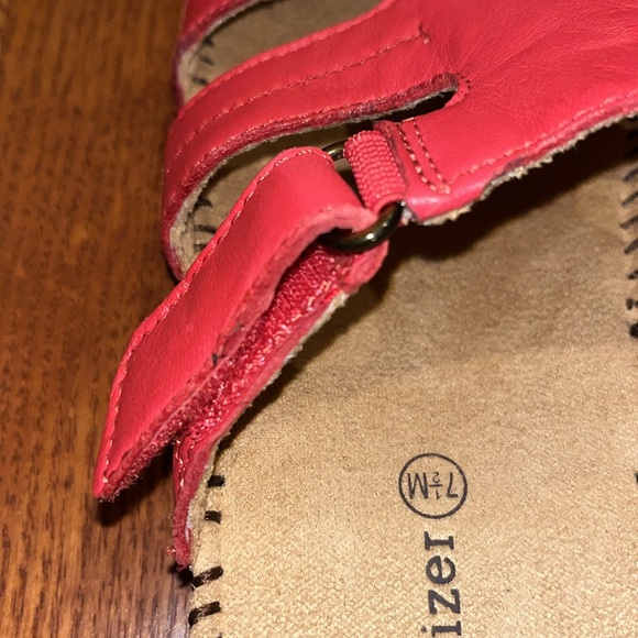 Naturalizer serene women’s red slip on leather sandal size 7.5 M - Picture 10 of 10
